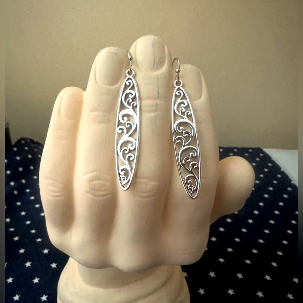 Vintage -Uniquely Carved Silver Dangle Earrings